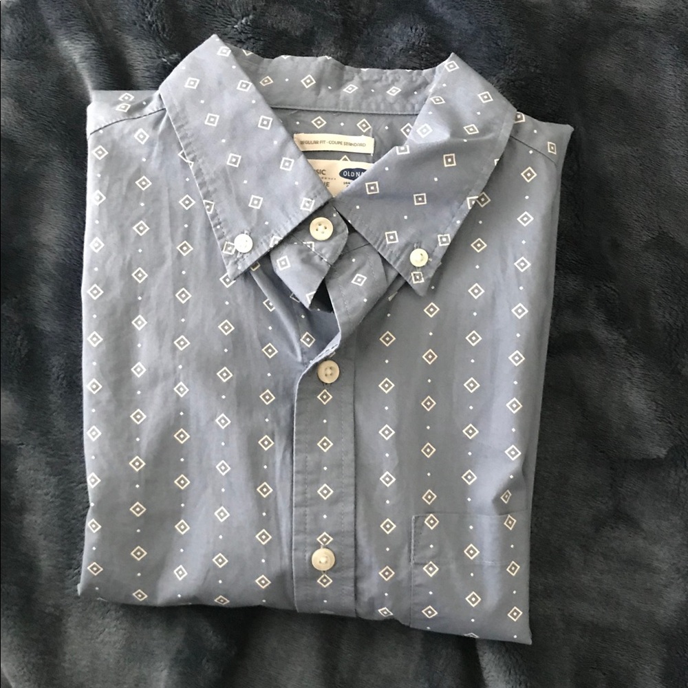 Old Navy, grayish blue shirt with white designs